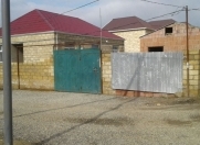 Satılır 4 otaqlı 100 m2 həyət evi Saray