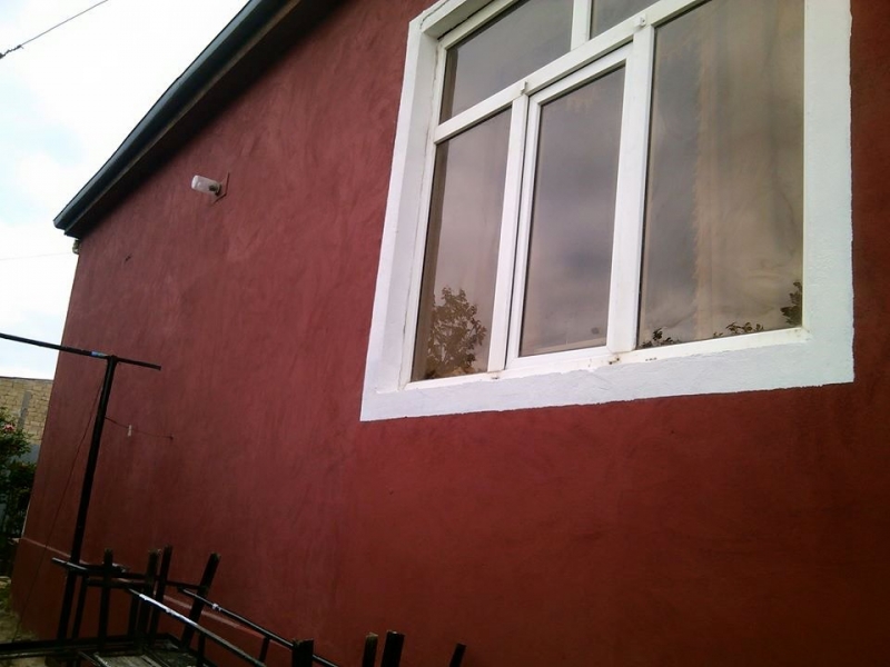 Satılır 4 otaqlı 160 m2 həyət evi Müşfiqabad