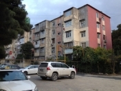 Satılır 2 otaqlı 45 m2 köhnə tikili Xəzər Universiteti