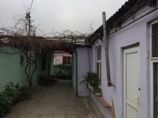 Satılır 5 otaqlı 3.8 m2 həyət evi Keşlə