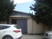 Satılır 4 otaqlı 100 m2 həyət evi Binəqədi r.
