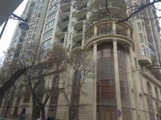 Satılır 4 otaqlı 195 m2 yeni tikili Sahil m.