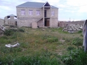 Satılır 10 otaqlı 220 m2 həyət evi Binə