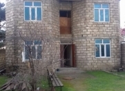 İcarəyə verilir 3 otaqlı 220 m2 həyət evi Əhmədli
