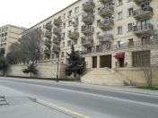 Satılır 2 otaqlı 43 m2 köhnə tikili İçəri Şəhər m.