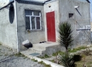 Satılır 3 otaqlı 330 m2 həyət evi Y.Suraxanı