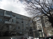 Satılır 3 otaqlı 50 m2 köhnə tikili Bayıl
