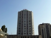 Satılır 4 otaqlı 245 m2 yeni tikili 28 may