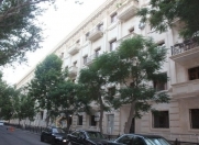 İcarəyə verilir 3 otaqlı 80 m2 köhnə tikili Azneft meydanı