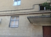 Satılır 2 otaqlı 50 m2 köhnə tikili Koroğlu m.