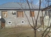 Satılır 4 otaqlı 140 m2 həyət evi Oğuz