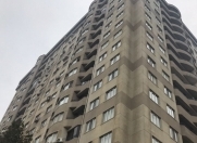 Satılır 4 otaqlı 160 m2 yeni tikili Elmlər Akademiyası m.
