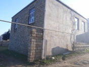 Satılır 4 otaqlı 160 m2 həyət evi Çiçək