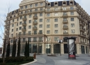 Satılır 1 otaqlı 172 m2 obyekt AGA Business Center