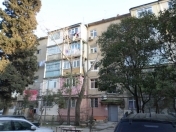 Satılır 1 otaqlı 40 m2 köhnə tikili Neftçi bazası