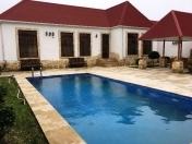 İcarəyə verilir 5 otaqlı 200 m2 bağ evi Şüvəlan