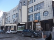 İcarəyə verilir 12 otaqlı 1200 m2 obyekt Babək Plaza