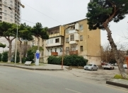 Satılır 3 otaqlı 75 m2 köhnə tikili Montin adına park