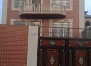 Satılır 6 otaqlı 200 m2 həyət evi Qaraçuxur