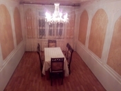 Satılır 5 otaqlı 120 m2 köhnə tikili Xalqlar Dostluğu m.