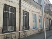 Satılır 2 otaqlı 40 m2 köhnə tikili Bakıxanov