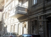 İcarəyə verilir 3 otaqlı 85 m2 köhnə tikili ISR Plaza