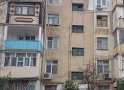Satılır 3 otaqlı 65 m2 köhnə tikili 4 mkr