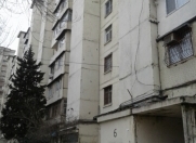 Satılır 2 otaqlı 65 m2 köhnə tikili Neapol dairəsi