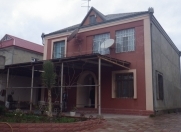 Satılır 4 otaqlı 200 m2 villa Rəsulzadə