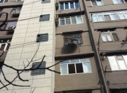 Satılır 4 otaqlı 100 m2 köhnə tikili Xalqlar Dostluğu m.