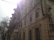 Satılır 3 otaqlı 92 m2 köhnə tikili Dostluq kinoteatrı