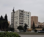 Satılır 3 otaqlı 70 m2 köhnə tikili 1 mkr