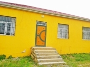 Satılır 4 otaqlı 130 m2 həyət evi Saray