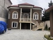 Satılır 3 otaqlı 240 m2 bağ evi Mərdəkan