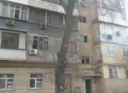 Satılır 1 otaqlı 45 m2 köhnə tikili Keşlə bazarı