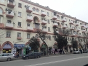 İcarəyə verilir 2 otaqlı 60 m2 köhnə tikili Nəriman Nərimanov m.