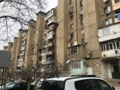 Satılır 2 otaqlı 63 m2 köhnə tikili Əhmədli m.