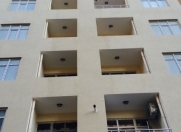 Satılır 4 otaqlı 130 m2 yeni tikili İnşaatçılar m.