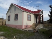 Satılır 3 otaqlı 90 m2 həyət evi Saray