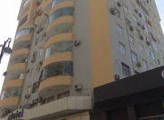 Satılır 4 otaqlı 200 m2 yeni tikili Yasamal parkı