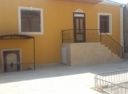 Satılır 3 otaqlı 2.5 m2 həyət evi Binəqədi