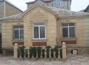 Satılır 3 otaqlı 100 m2 həyət evi Bakıxanov