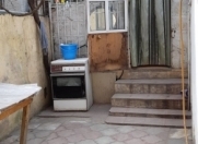 Satılır 4 otaqlı 95 m2 köhnə tikili 8 km
