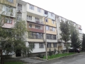 Satılır 5 otaqlı 120 m2 köhnə tikili Həzi Aslanov m.