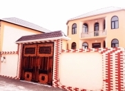 Satılır 7 otaqlı 200 m2 həyət evi Abşeron r.