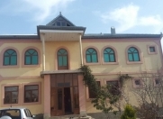 Satılır 9 otaqlı 380 m2 həyət evi Binəqədi r.