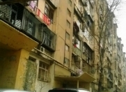 Satılır 4 otaqlı 100 m2 köhnə tikili 9 mkr