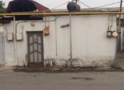 Satılır 5 otaqlı 130 m2 həyət evi Koroğlu m.
