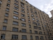 Satılır 4 otaqlı 100 m2 köhnə tikili Nizami m.