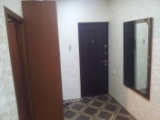 Satılır 5 otaqlı 140 m2 köhnə tikili Xalqlar Dostluğu m.